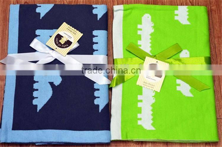 Floral warm fashion wool baby blanket wholesale