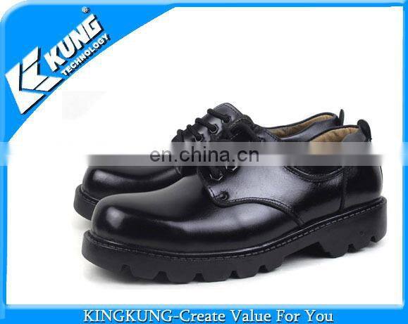 Cheap anti-slip army boots in China for sale