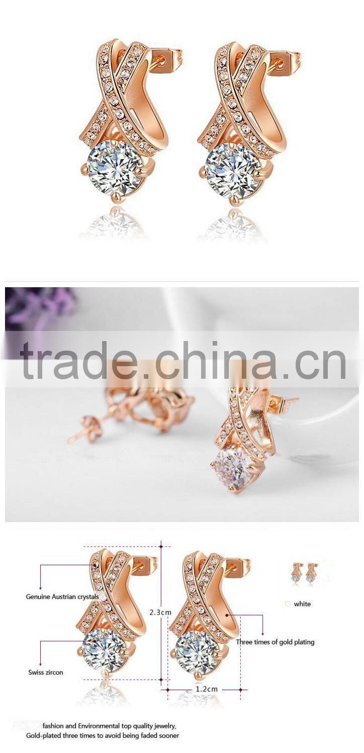 HYE43160 Fashion Austrian crystals gold-plated cross stud earrings