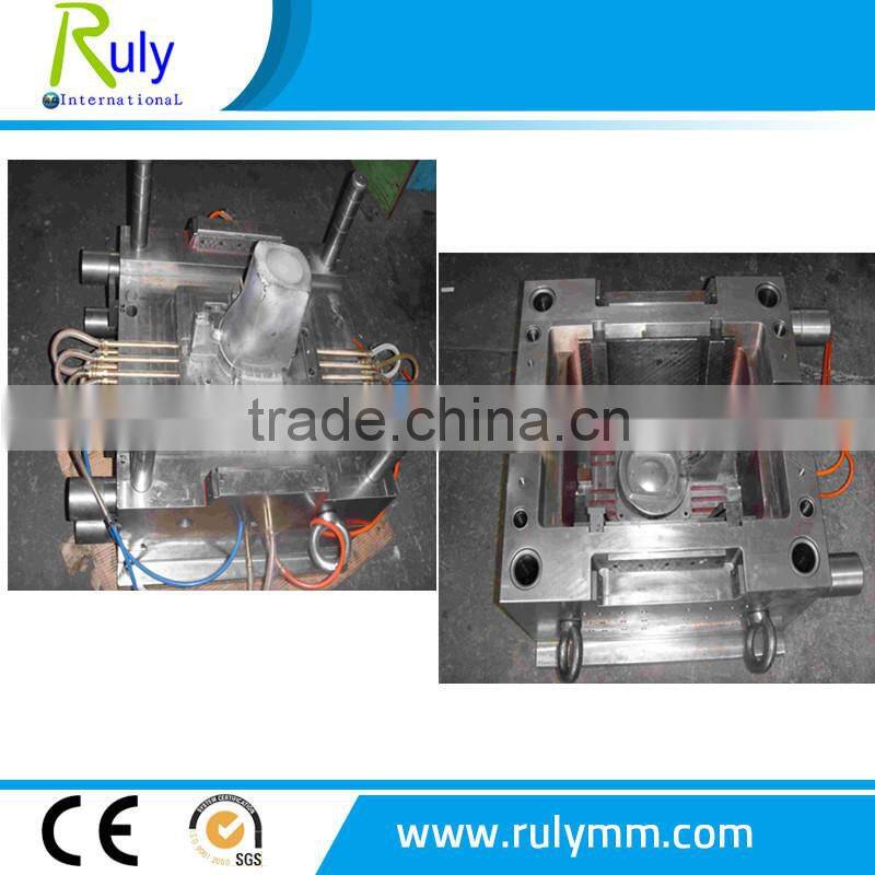China Light Cover Injection Mold