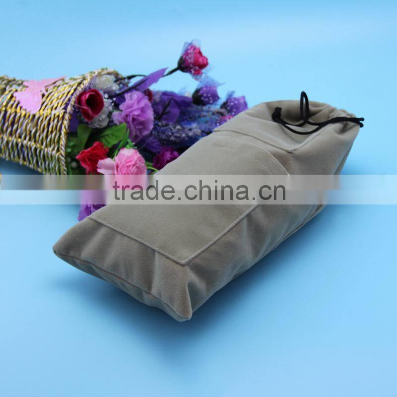 wholesale hot selling small velvet jewelry pouch with customzied logo printed