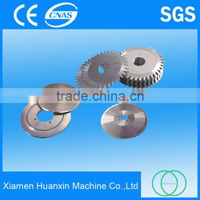 Professional quality wood cutting saw blade circular
