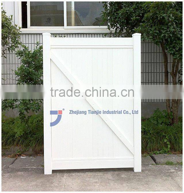 Vinyl Fencing Gate