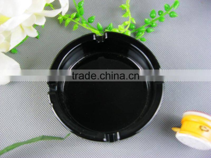 Glass Material and Black Colored Type Colored Glass Ashtray