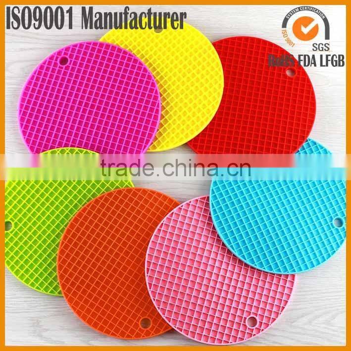 Heat Resistant Hot Dishes Pots Pans Plates Mate Trivet Silicone Mat