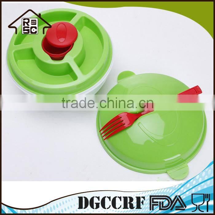 Multifunctional lunch box with folk compartments cutlery set