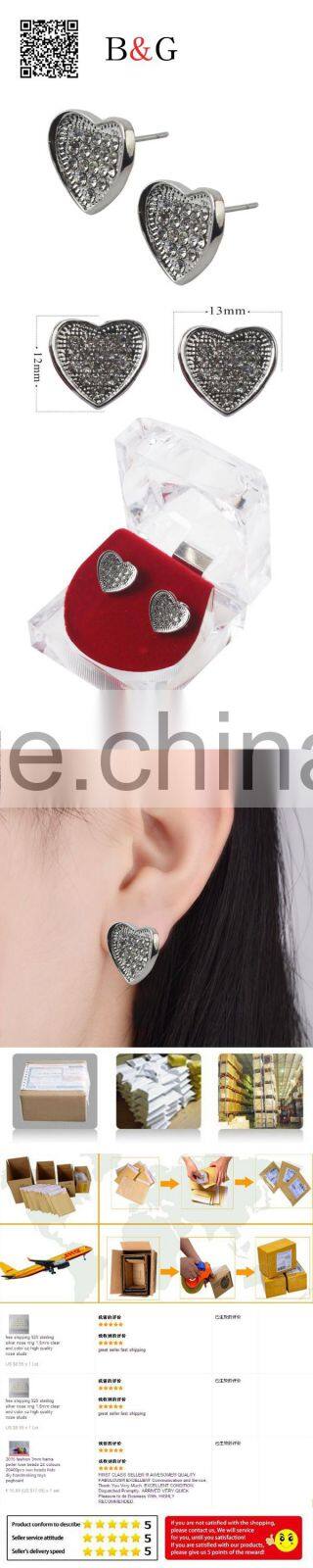 Customized Big Elegant Heart Shape Earrings Saudi Jewelry For Holiday Wholesale