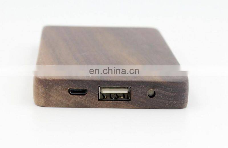 Hot Selling portable Custom Maple Walnut 4000mAh Wood Power Bank