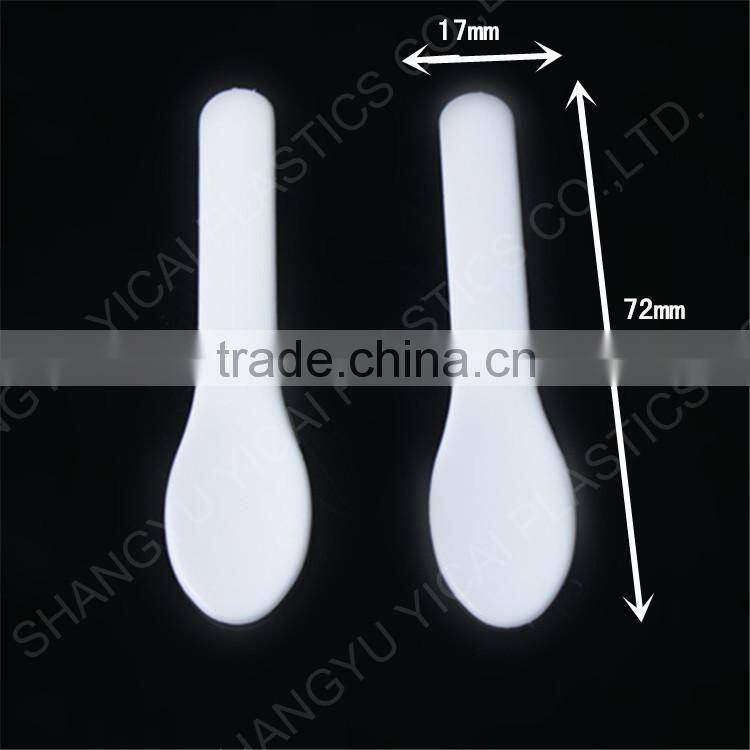 cosmetic plastic scraper, ice cream spoon /scoop