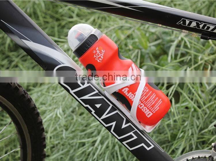 Wholesale Plastic Hiking Water Bottle For Trip Easy Carry 25Oz from JoyShaker