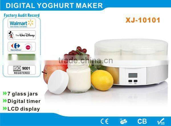 Yoghurt maker with digital timer