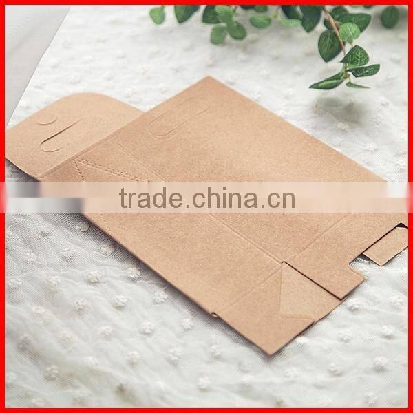2014 New Design Kraft Paper Bag with Handle Packing Wholesale