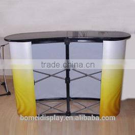 Promotional curved or straight easy assembled folding aluminum 2*2 pop up style advertising desk