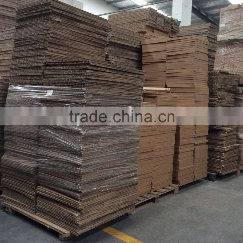 Goods protection paperboard pad and honeycomb material used for transprotation