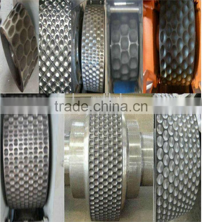 Best selling charcoal briquette machine made in China