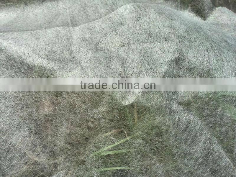 lightweight reusable nonwoven floating row