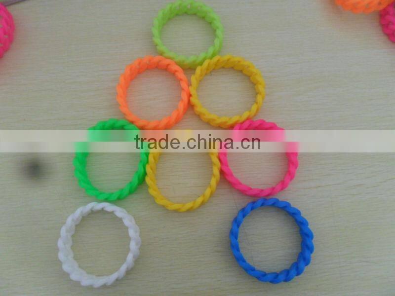 Customized Design silicone twist beaded bracelet