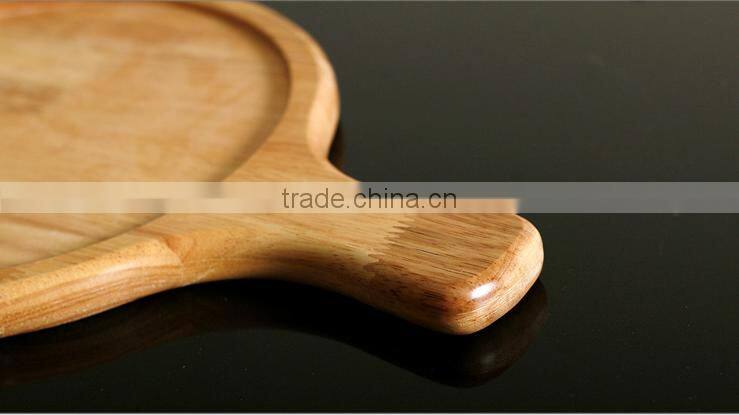 Low moq high quality wooden round pizza board with handle