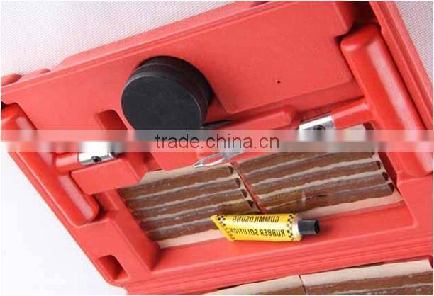 TYRE REPAIR KIT IN PLASTIC BOX WITH GLUE