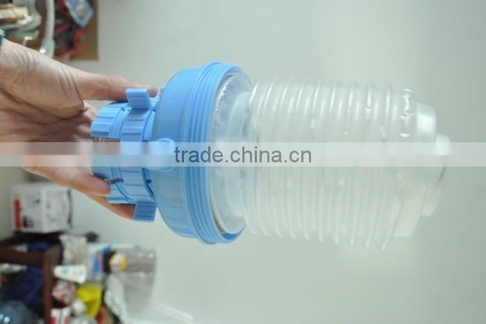 Manual water pump