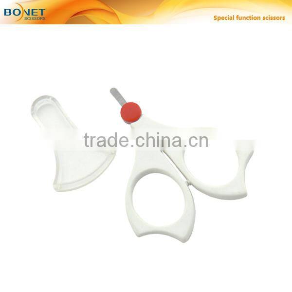 S94005 LFGB certificated plastic moustache scissors