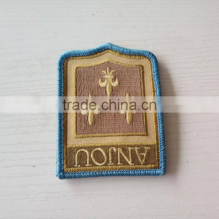 2016 china high quality fancy custom large embroidered patch