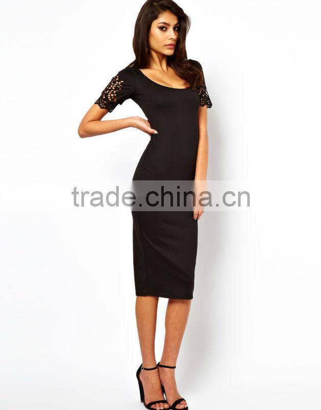 Body-Conscious Dress With Laser Cut Sleeves