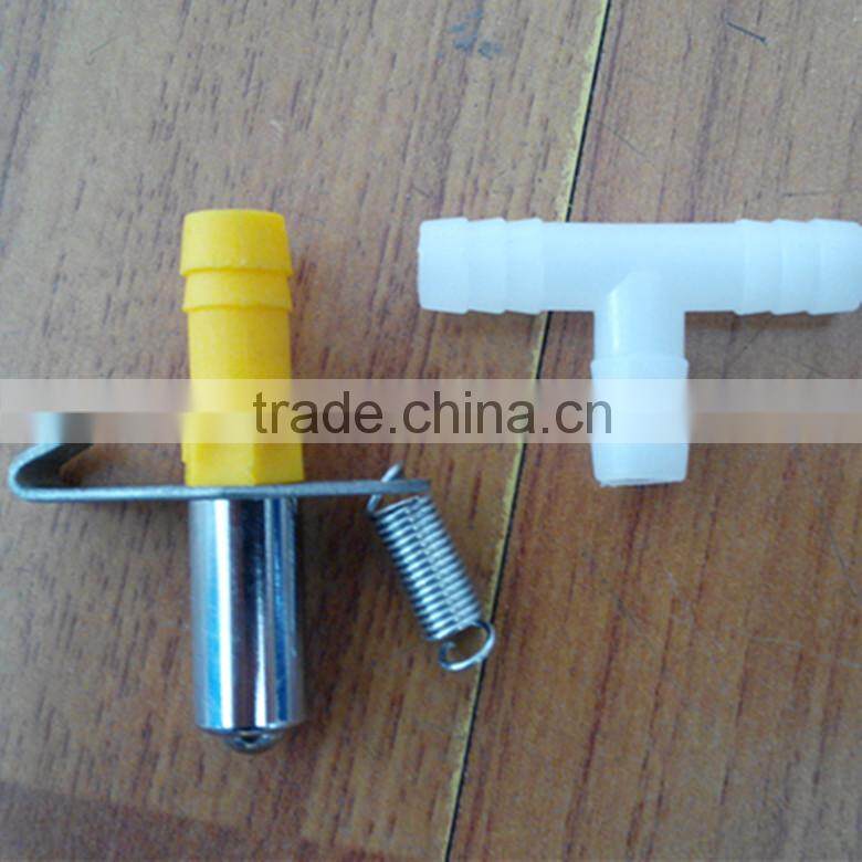 Automatic rat drinker for cage