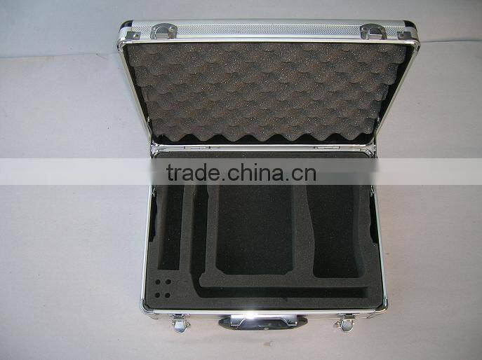 2013 new design UK style Aluminum instrument case with logo print
