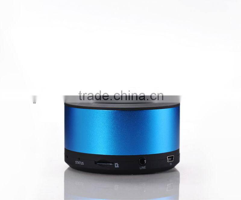 Popular wireless mini portable bluetooth speaker metal sense design Support TF card