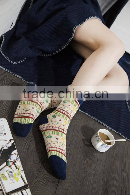 2016 new arrival jacquard women's fashion socks colorful cotton socks