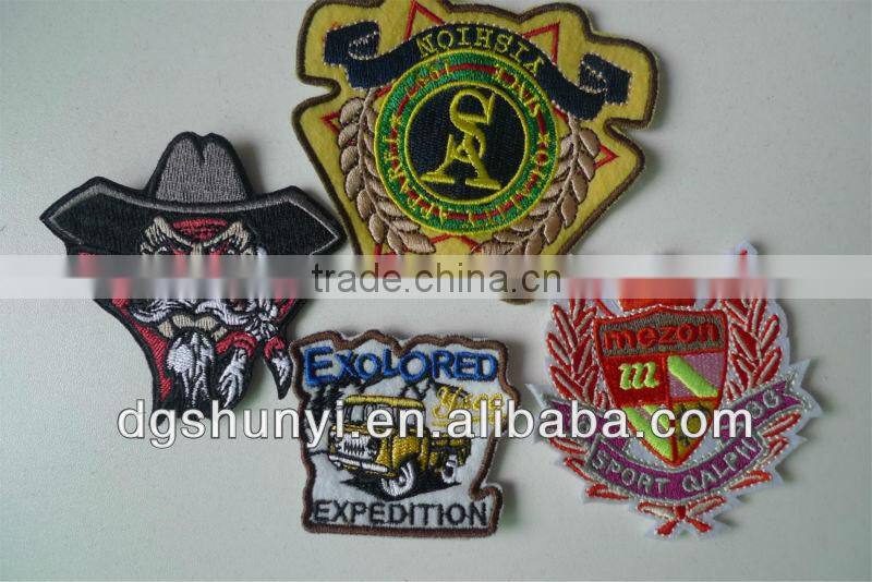 3D embroidery fabric emblem