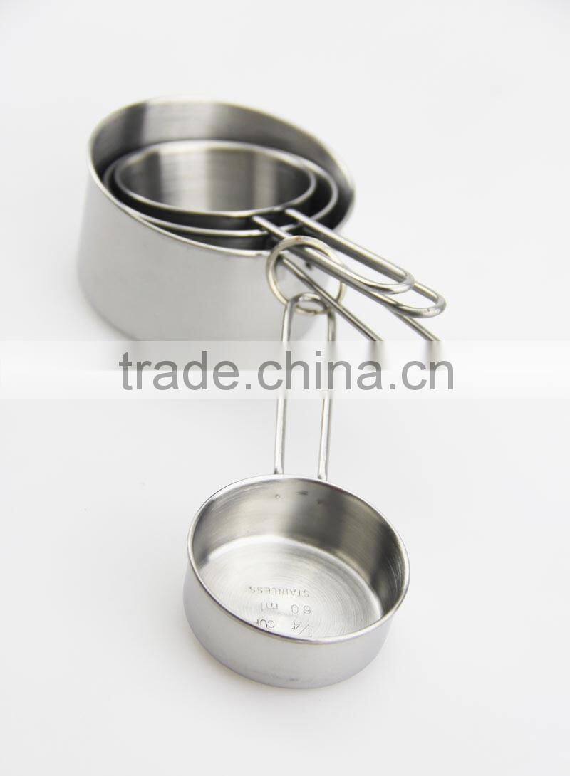 measuring cups