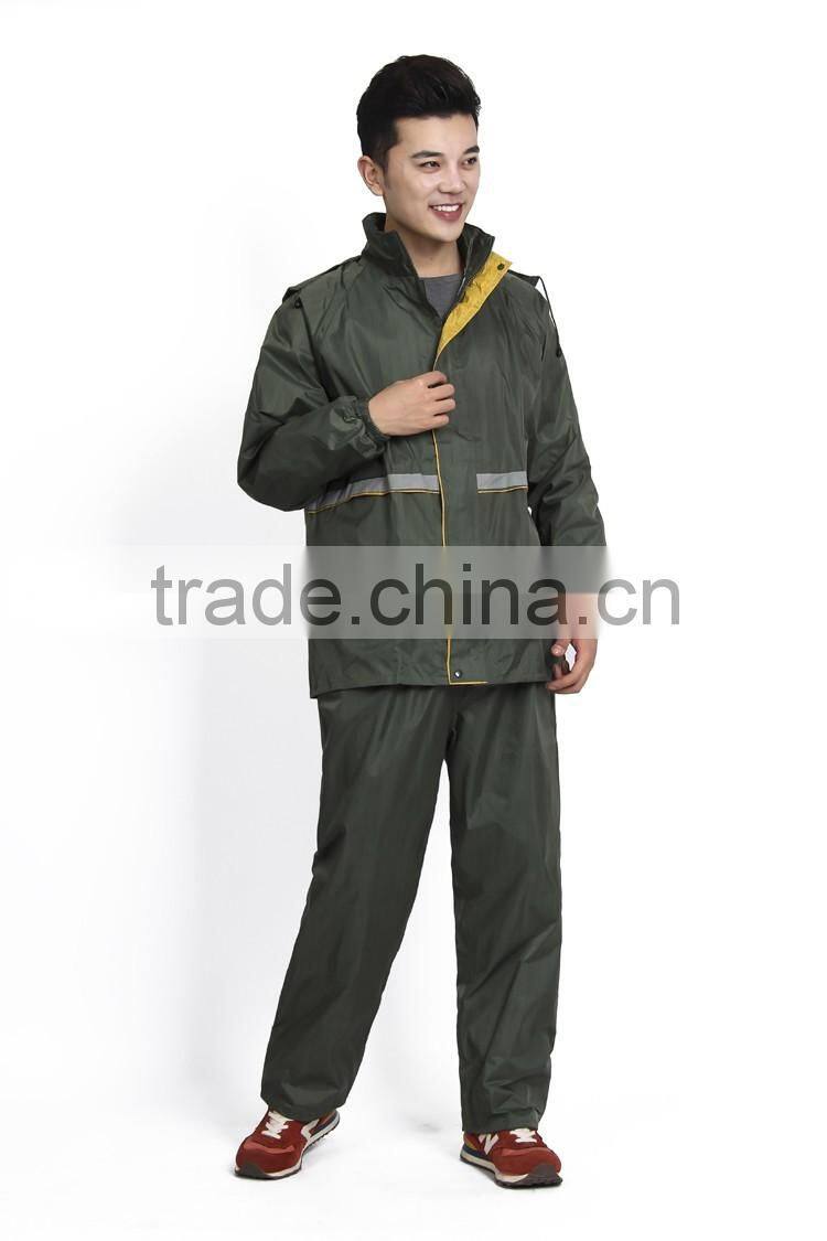 newest raincoat factory high quality electrostatic prevention Raincoat suit with pant for men