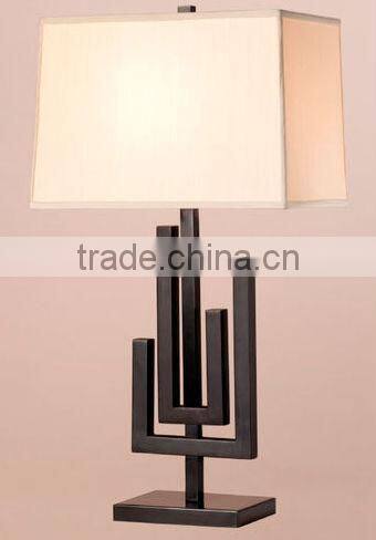 2015 new unique One Light Table Lamp with black finishes from zhongshan factory