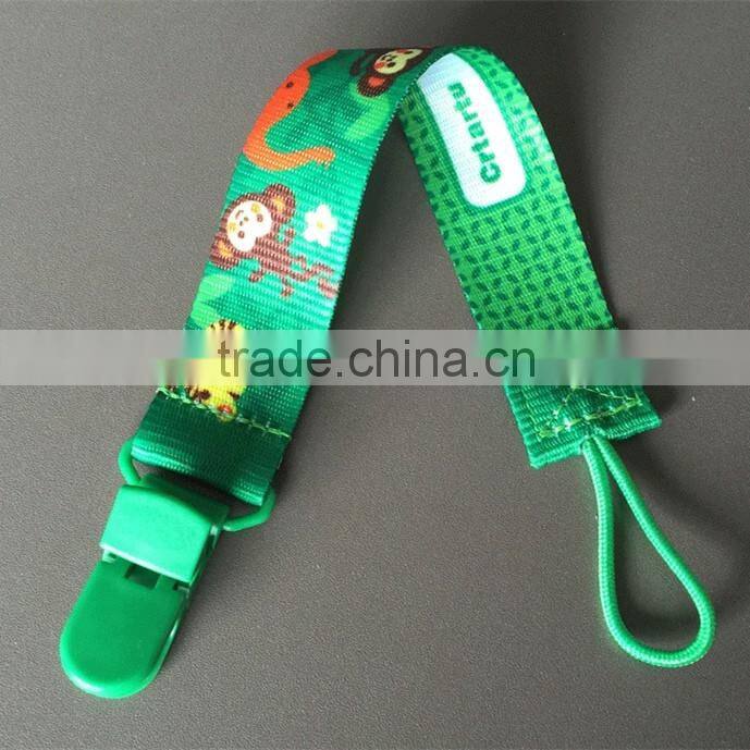 New baby pacifier clip high quality plastic pacifier clip baby pacifier clip