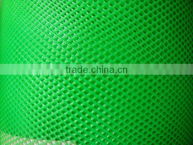 Plastic mesh fabric