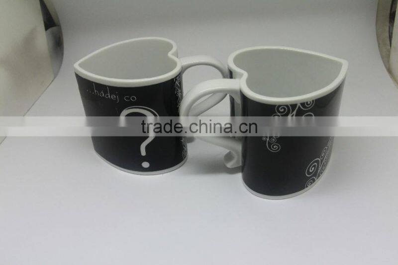 novelty items 11oz heart shaped handle ceramic mug for gift