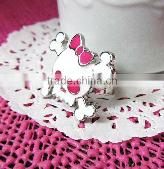cute girly skull rings, fashion enamrl skull rings, lovely rings for girls