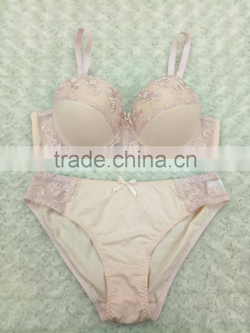 Fashion new design sexy purple and black sexy fancy bra panty set