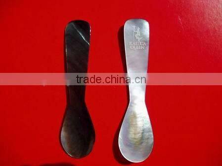 natural shell mother pearl spoon for tasting caviar
