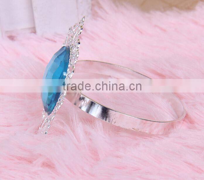 fashionable flower shape crystal metal alloy napkin rings for wedding