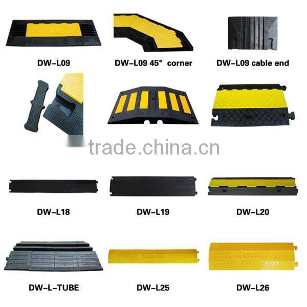 Calming Black and Yellow Rubber Traffic Hump