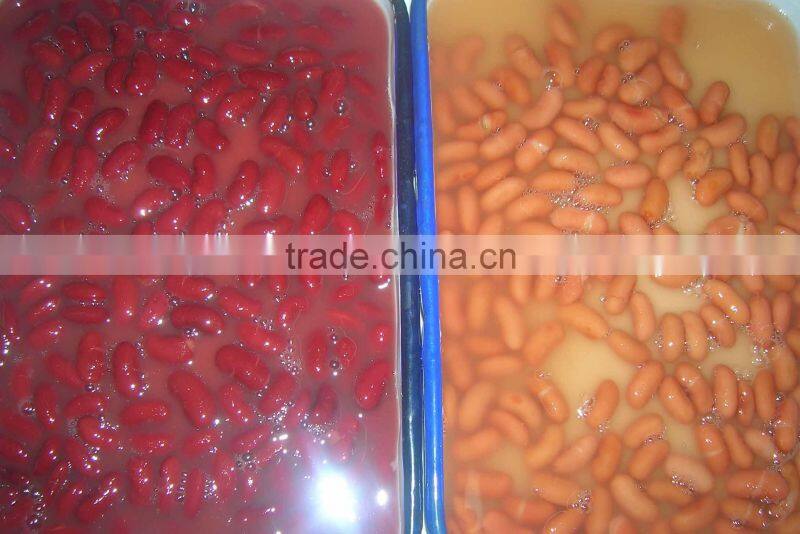 Fresh caned green peas