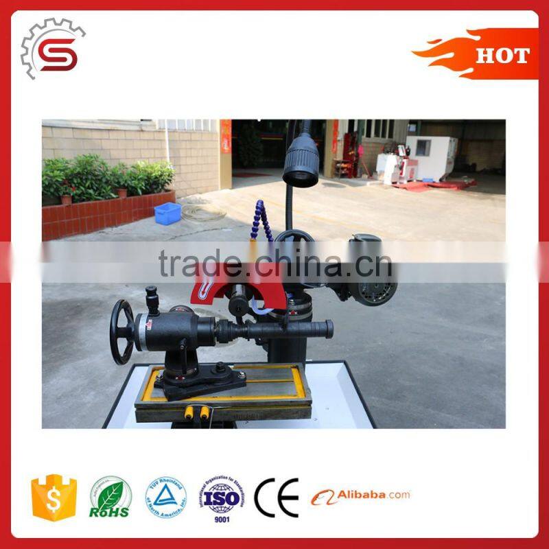 Universal grinding machine