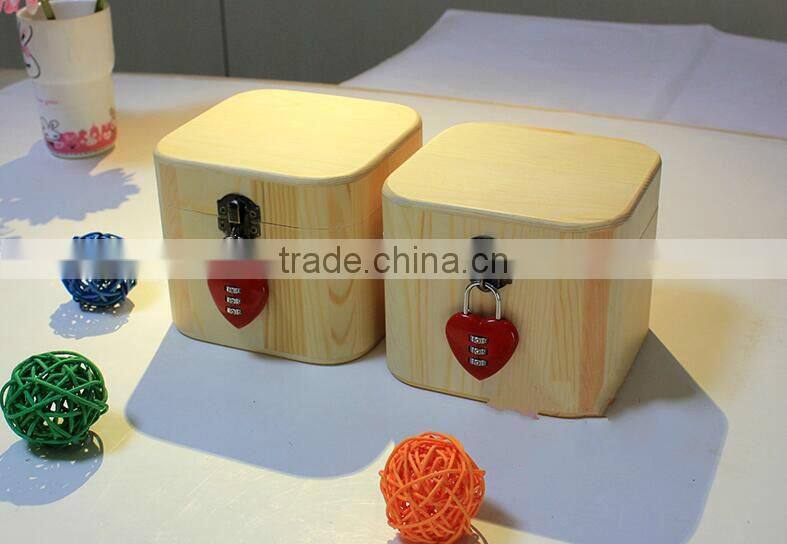 Eco-friendly wood locked storage box
