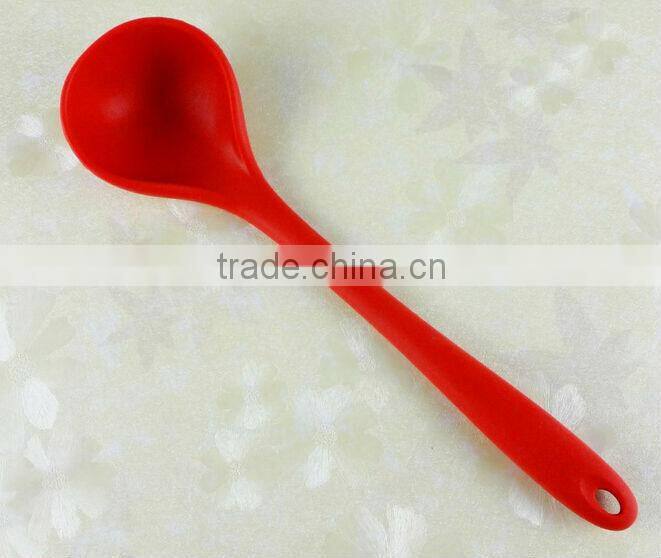 south China colorful non-stick silicone soup ladle with stainless steel kitchenware by factory