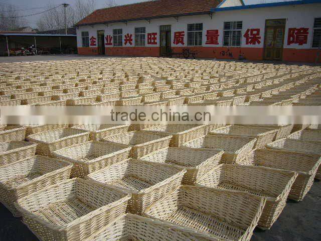 wicker basket with handle