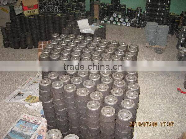 Economic custom cutting discs with flange