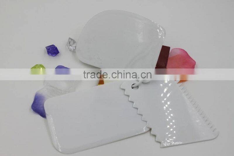 3 pcs flat plastic cake decoration dough pasty cake scraper